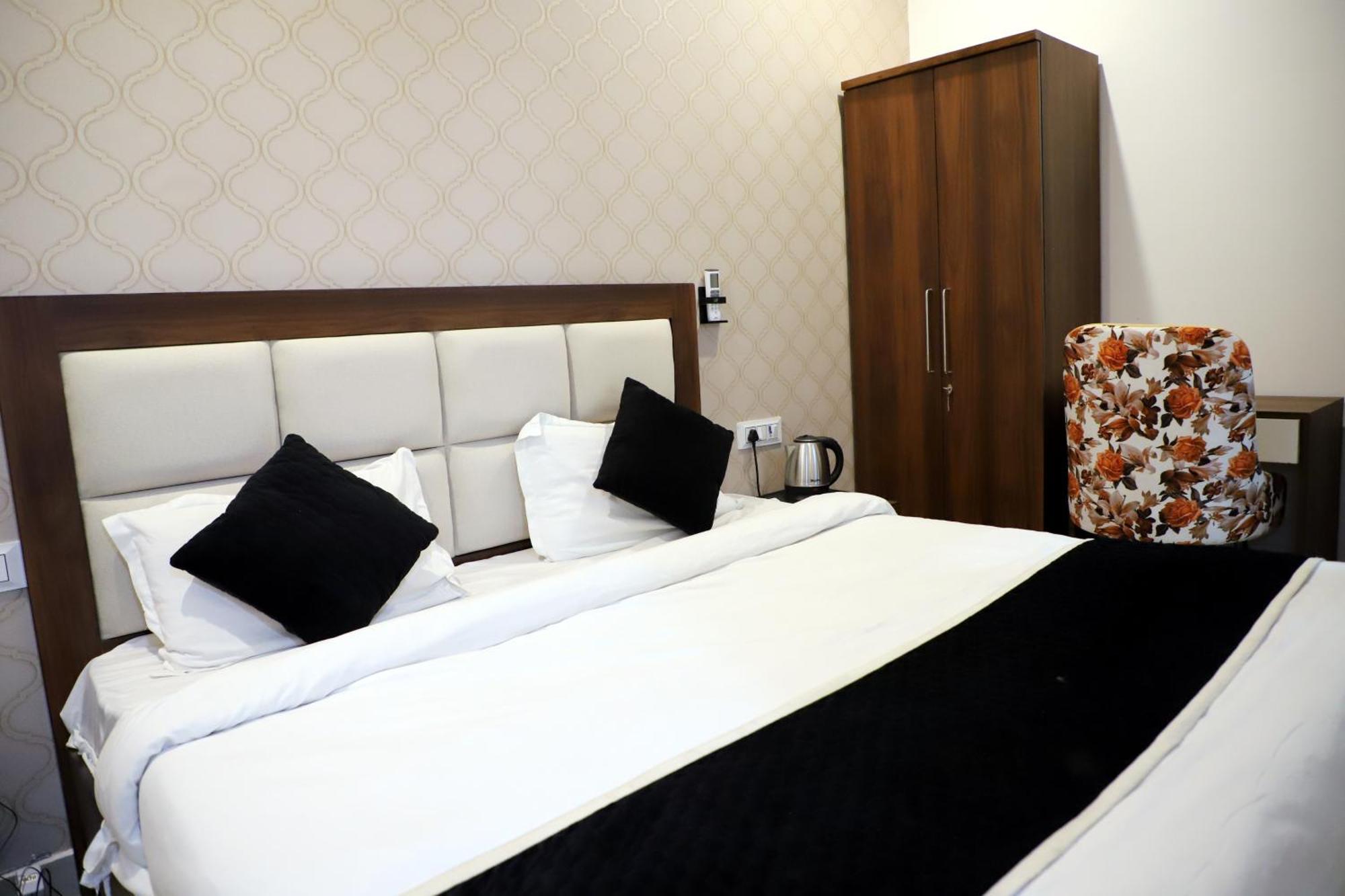Royal Park Inn 그레이터 노이다 외부 사진